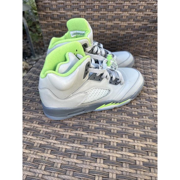 Jordan Other - Jordan Air Jordan 5 Unisex Kids Sneaker US 6.5 Leather Mid Top White